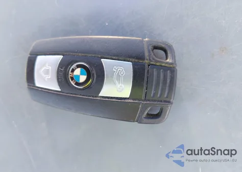 2015 BMW X1 Sdrive28I из США, поврежденный, VIN WBAVM1C51FV317396